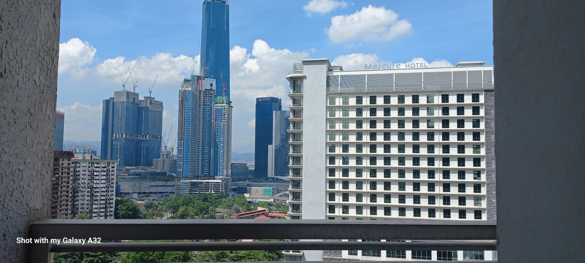 One Maxim Residence At Taragon กัวลาลัมเปอร์ ภายนอก รูปภาพ